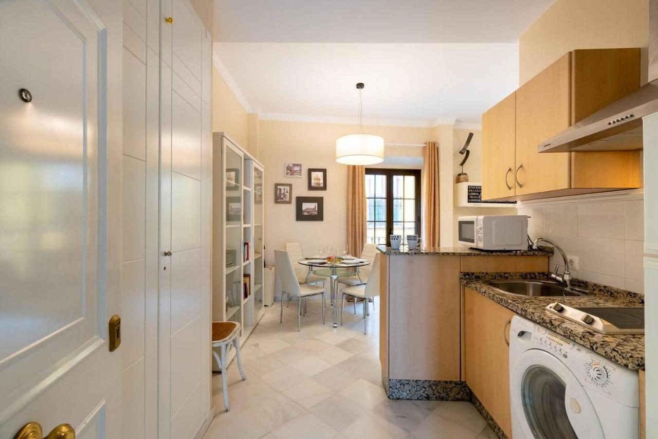 Appartement Puente Y Pellon By Thegoodtourist à Séville Extérieur photo