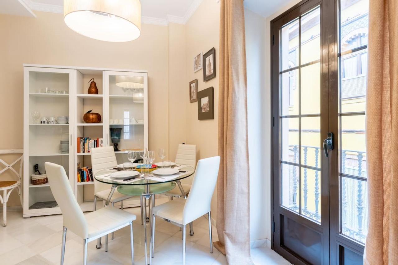 Appartement Puente Y Pellon By Thegoodtourist à Séville Extérieur photo
