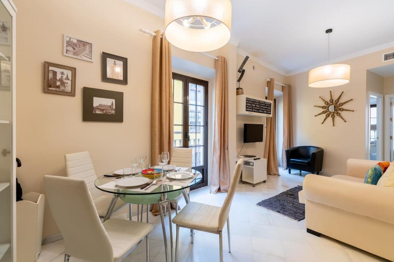 Appartement Puente Y Pellon By Thegoodtourist à Séville Extérieur photo
